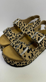 Сандалии Birkenstock на утолщенной подошве леопардовые