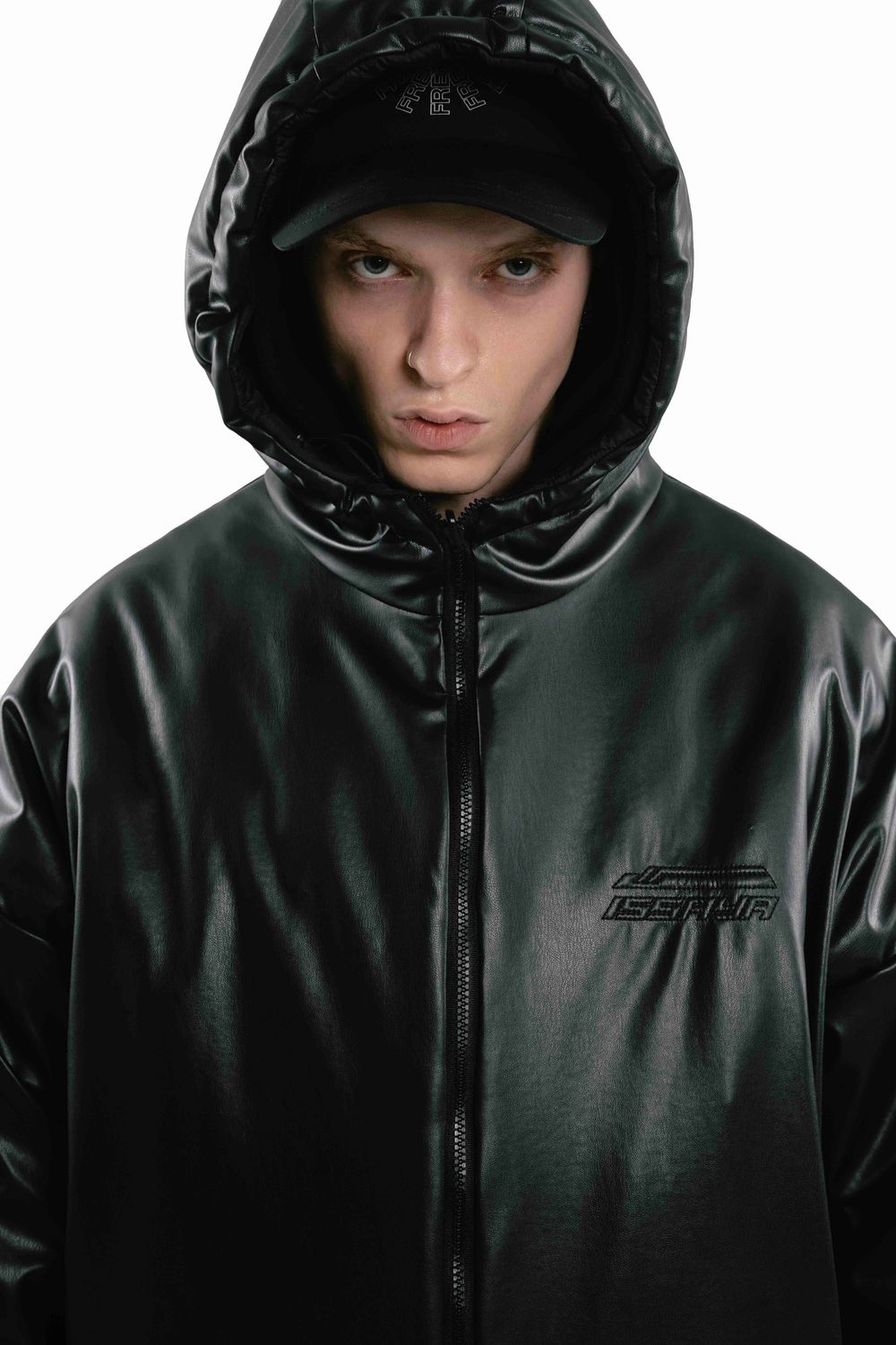 Куртка Issaya Orbed 2.0 Leather черная