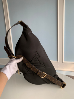 Louis Vuitton Maxi Pillow Bumbag