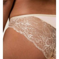 Трусы Triumph Amourette Charm Brazilian