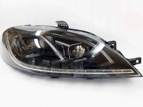 Передние фары Шевроле Лачетти хэтчбек V2 type [Комплект Л+П; яркие ходовые огни; биксеноновая линза; ЧЕРНЫЕ внутри]