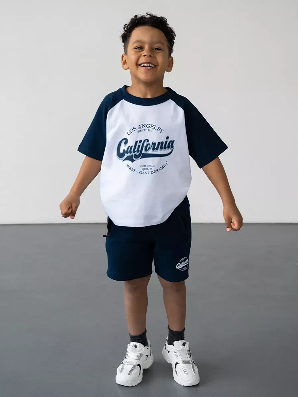 Костюм детский футболка и шорты