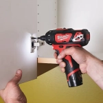 Milwaukee M12 BD-202C аккумуляторный шуруповерт (2 x 2 Ач, ЗУ) 4933441900