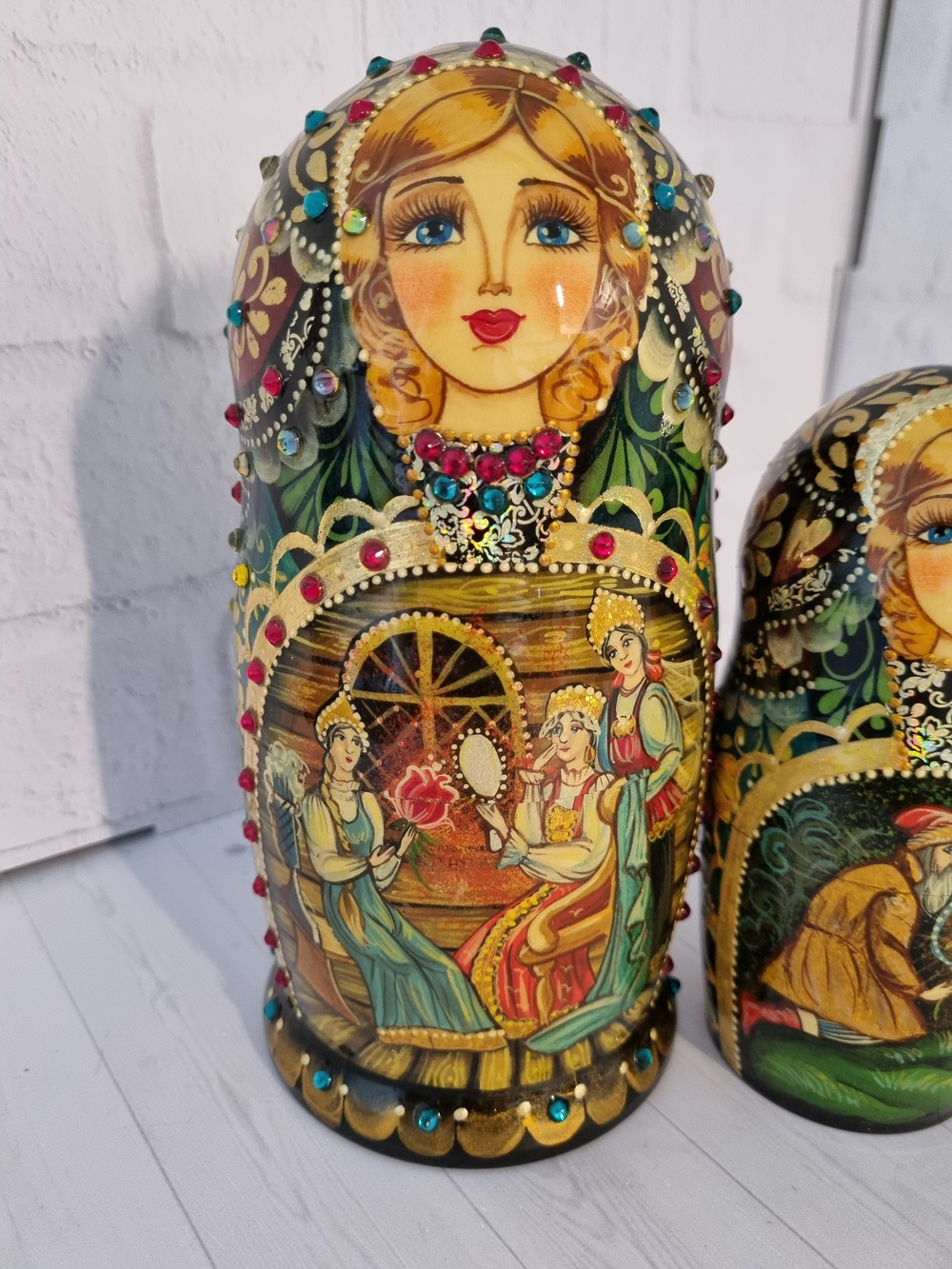 Матрешка 18см "Аленький цветочек" 5 мест