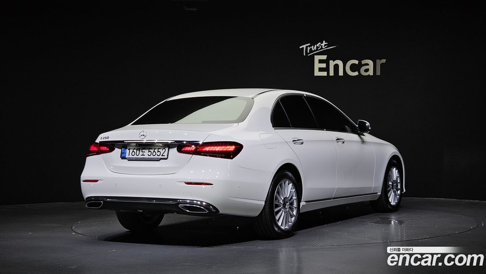 Mercedes-Benz E-Class W213 E250 Exclusive (01.2021)