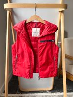 Пуховый жилет Moncler, 110-116