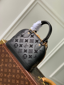 Louis Vuitton Alma BB