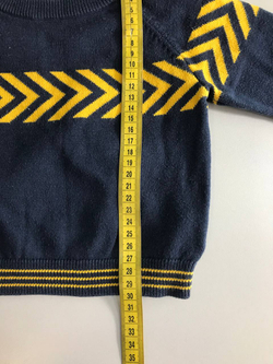 Джемпер Mothercare лаконичный, визуально на 6/9 месяцев