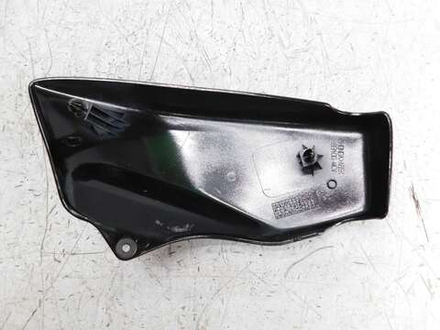Пластик боковой правый Honda VTX1800 SC49