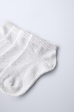 ZARA НАБОР ИЗ 4 ПАР ОДНОТОННЫХ КОРОТКИХ НОСКОВ, БЕЛЫЙ