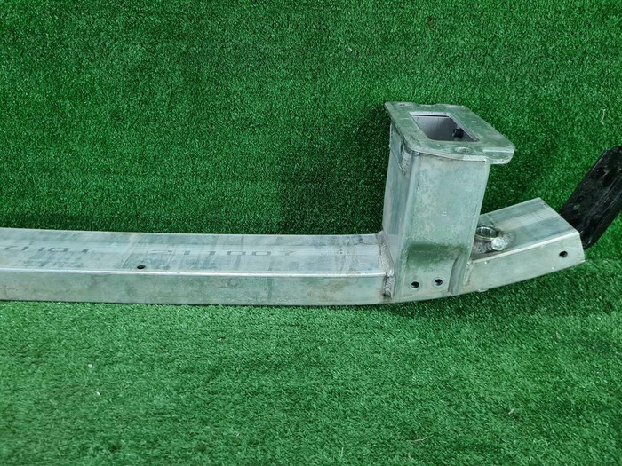 Усилитель передний Genesis G80 2 (2020-н.в.)