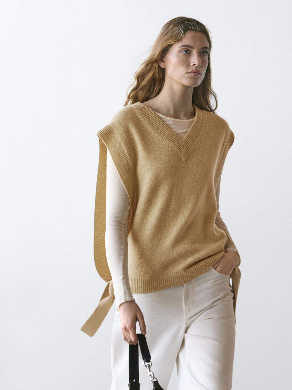 Massimo Dutti Жилет с V-образным вырезом, фисташково-зеленый