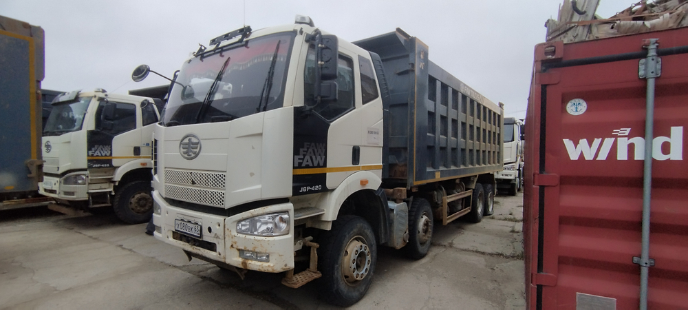 FAW J6 8x4 Самосвал СА3310Р66K24T4E5