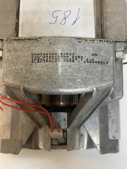 185 Двигатель для стиральной машины Electrolux 1323057123 б/у - 6 контактов