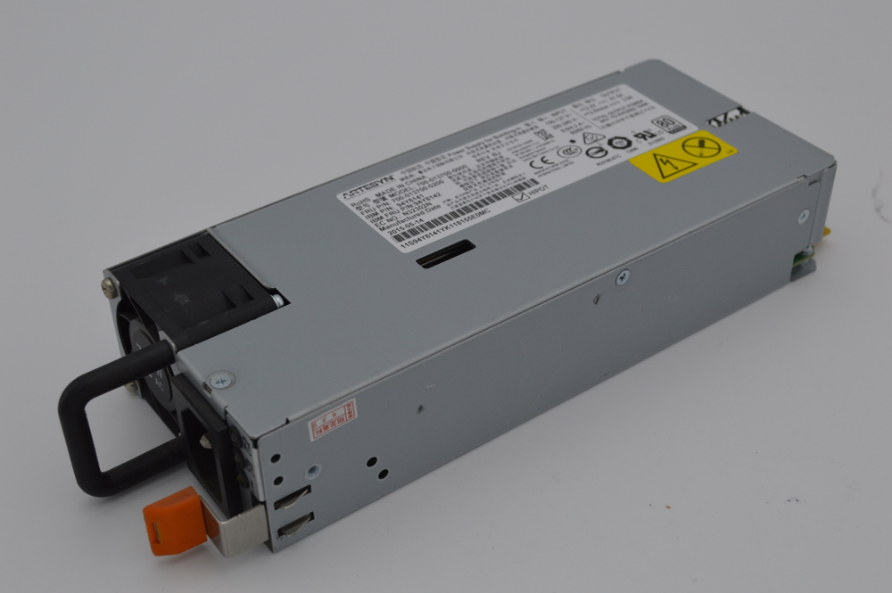 Блок питания Lenovo IBM 750 Вт 94Y8141 94Y8142