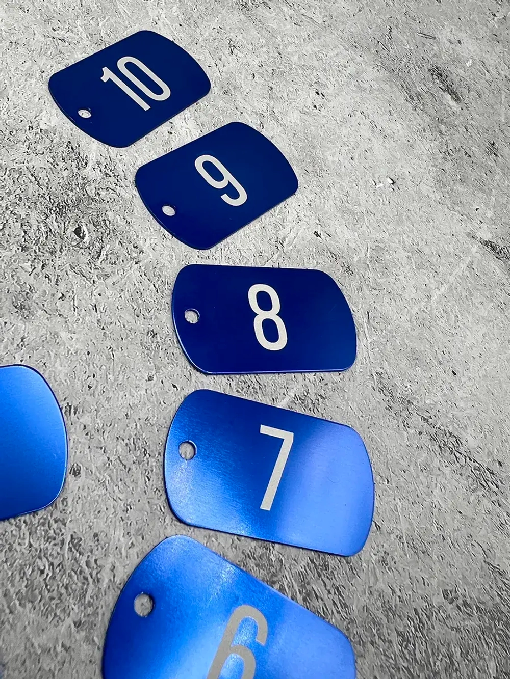 Номерки на ключи металлические