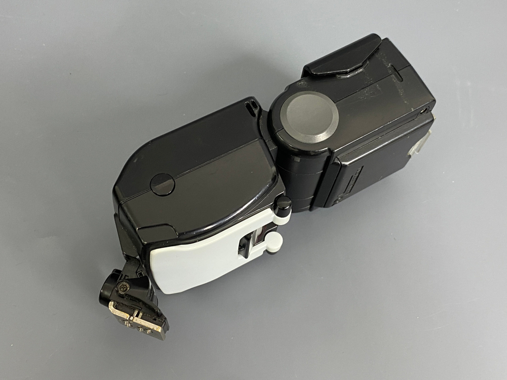 Nikon Speedlight SB-50DX