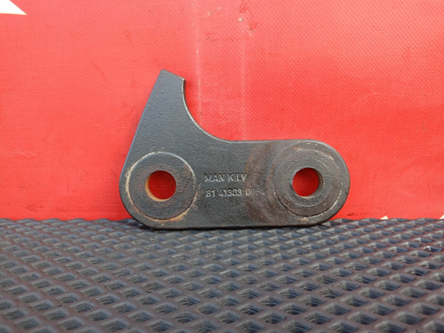 Серьга передней рессоры