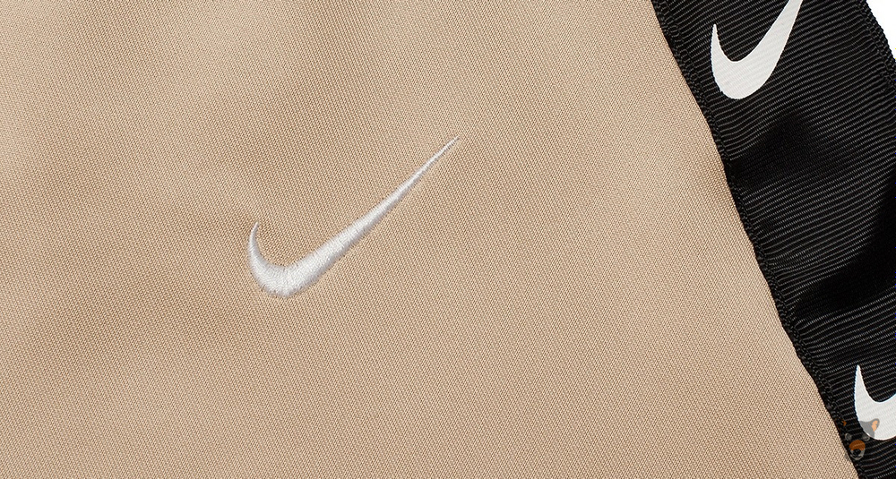 Шорты Nike