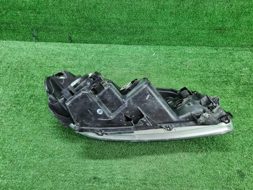 Битая Фара левая Suzuki Vitara 2 (2014-2019) галоген