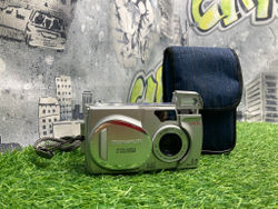Olympus Camedia C-300 Zoom