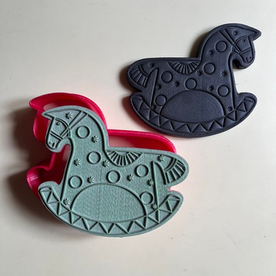 Штамп с вырубкой «Лошадка»