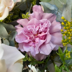 Авторская корзина с ароматными цветами премиум XL