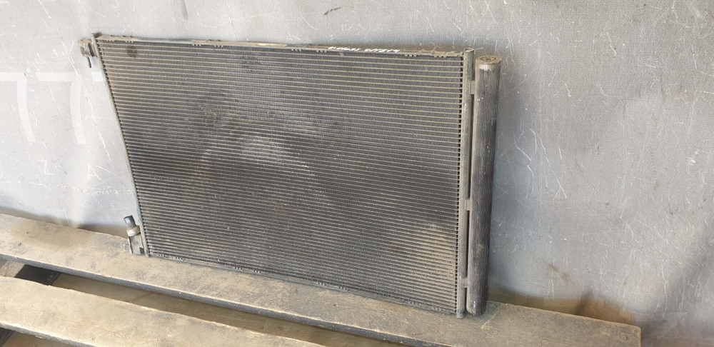 Радиатор кондиционера Mercedes S-Class (W222) 13-20 Б/У Оригинал A0995001854