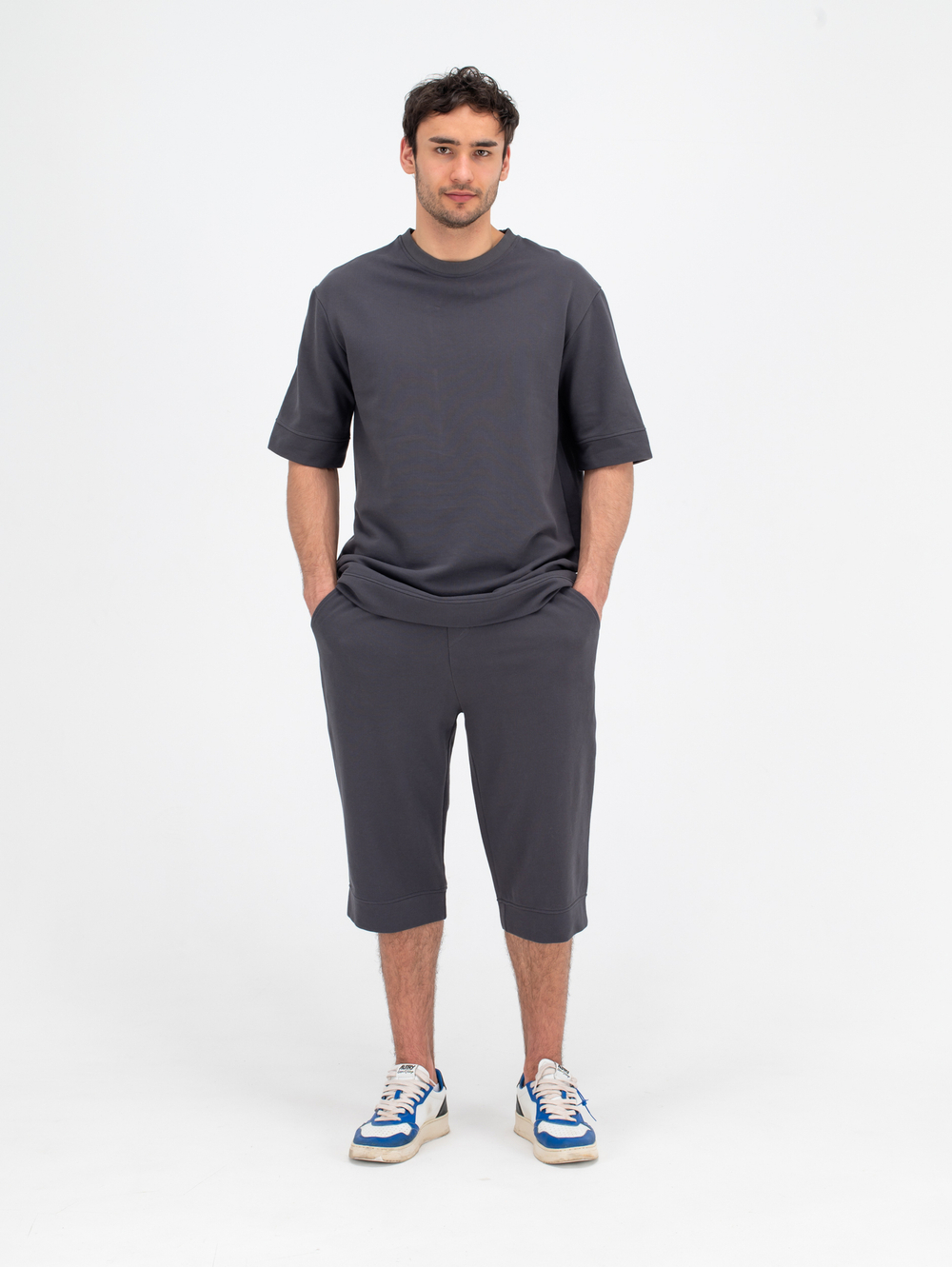 Костюм хлопковый с шортами. Графит