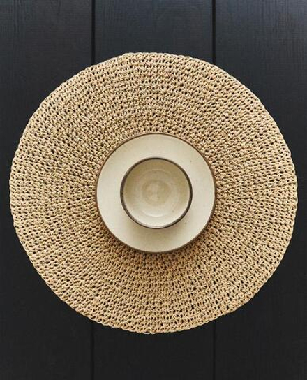 ZARA HOME КРУГЛАЯ ПОДСТАВКА ПОД СТОЛОВЫЕ ПРИБОРЫ ИЗ БУМАЖНОЙ ЛОЗЫ, КОРИЧНЕВЫЙ