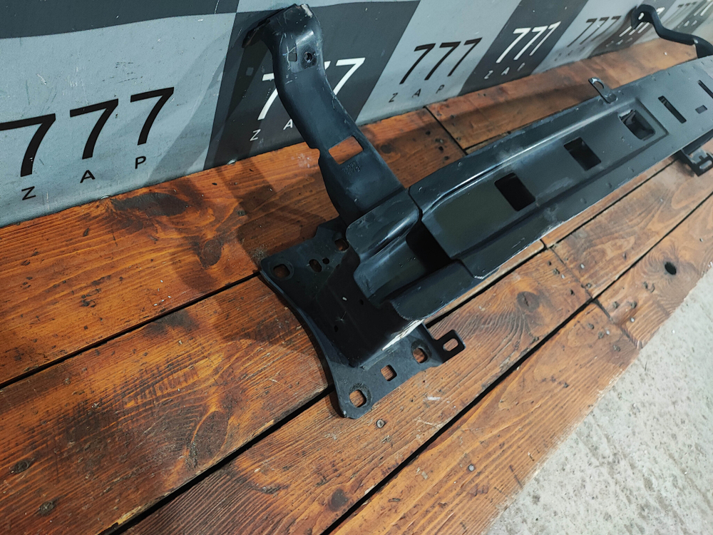 Усилитель переднего бампера Skoda Kodiaq 16-нв Б/У Оригинал 565807109G