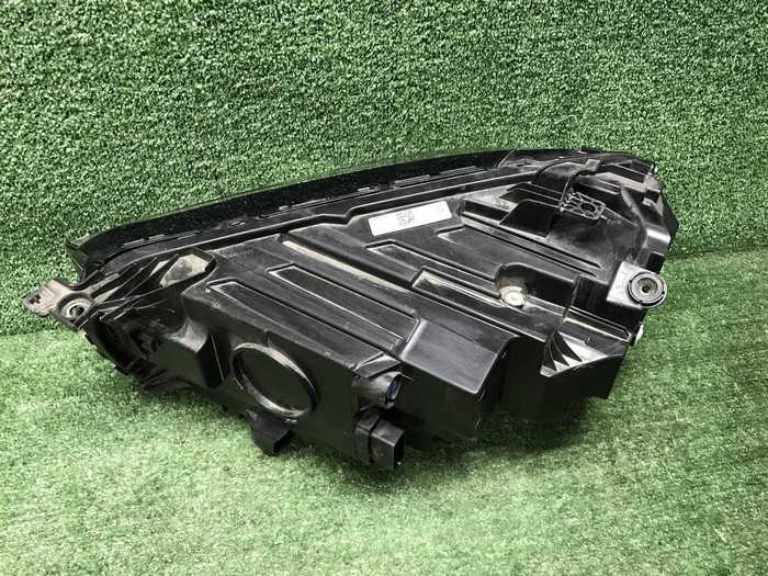 Фара правая Geely Monjaro (2021-н.в.) LED