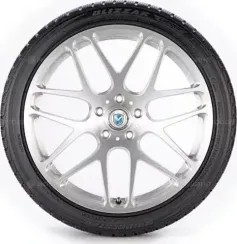 Bridgestone Blizzak LM32 225/60 R16 98H (AO)