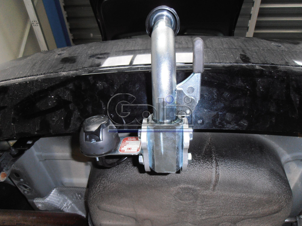Фаркоп оцинкованный Galia F091C для Ford Focus хетчбек 2004-2011, 2011-, Ford C-MAX 2003-2011, 2011-(паспорт и сертификат в комплекте)(без электрики)