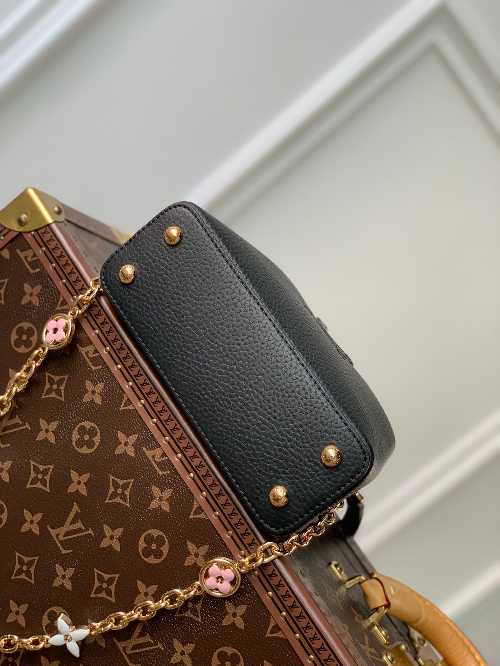 Louis Vuitton Capucines Mini