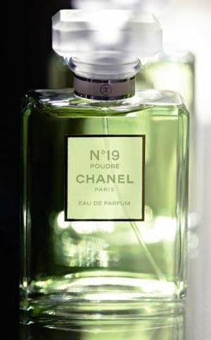 Chanel №19 Poudre Eau De Parfum