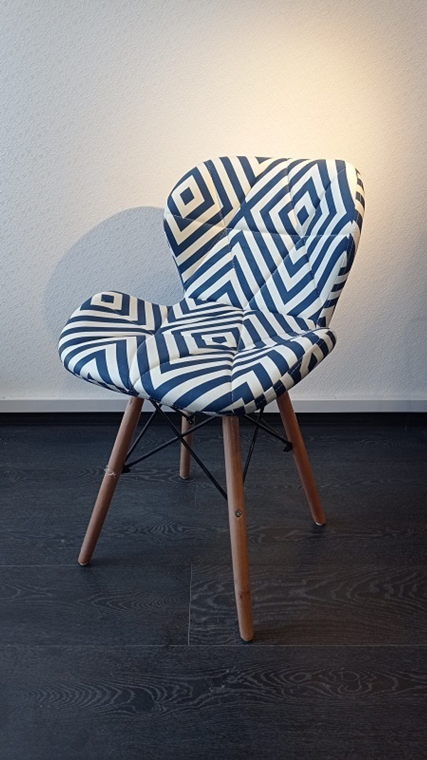 СТУЛ DC 777 СИНИЙ РОМБ