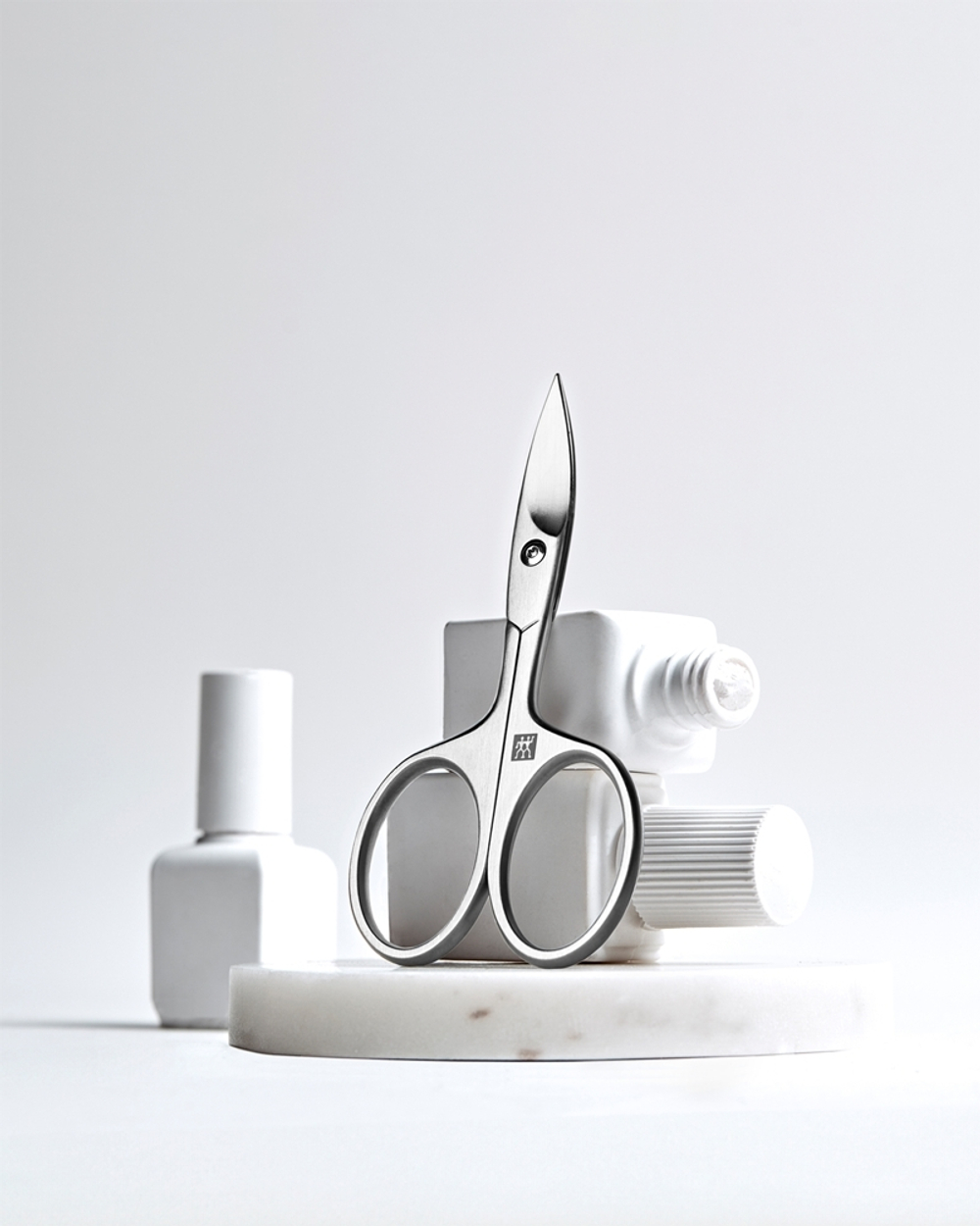 Zwilling Premium - маникюрные ножницы, 1 шт.