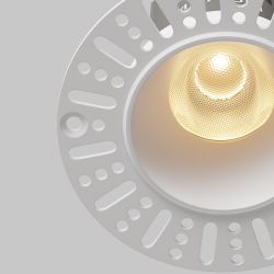 Светильник встраиваемый светодиодный Maytoni   DL124-10W-2.7K-TRS-W