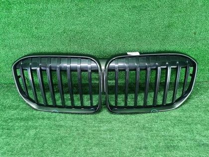 Решетка радиатора BMW 7er G11 G12 (2019-2022)