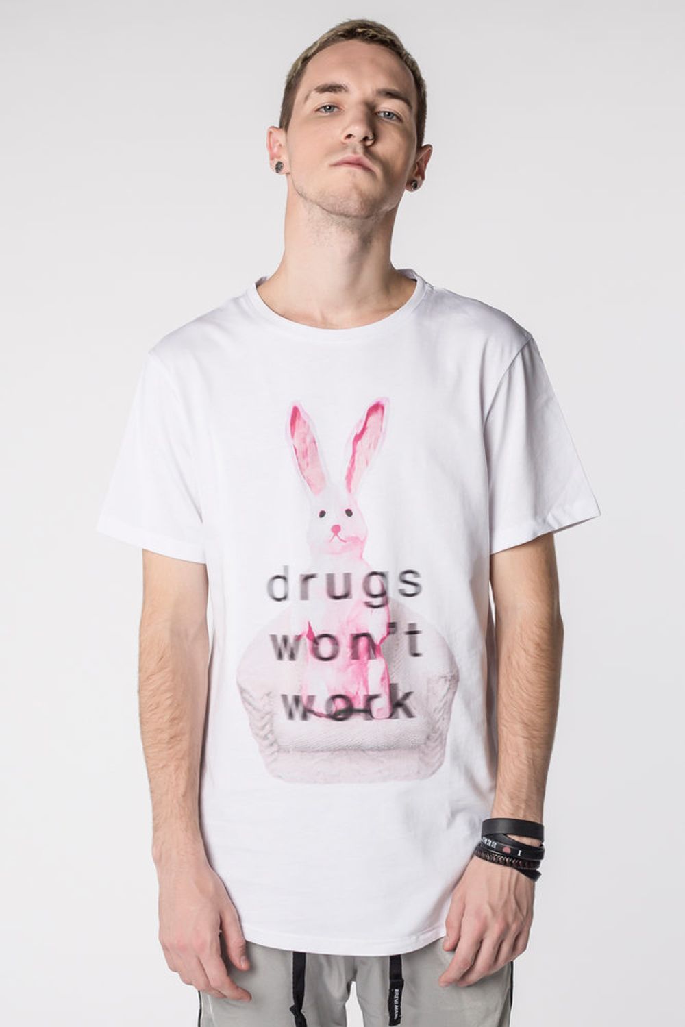 Футболка Drugs Won't Work