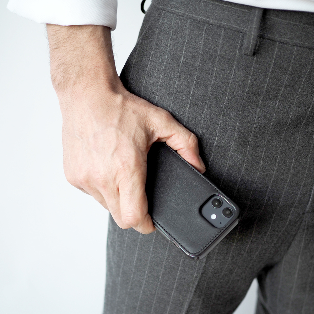 Чехол-накладка для iPhone 12 Mini из кожи теленка черного цвета