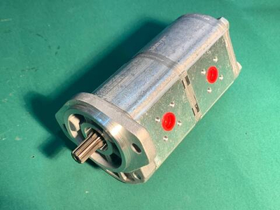 Насос вспомогательный 19+19cc (Корея) Junjin, Everdigm