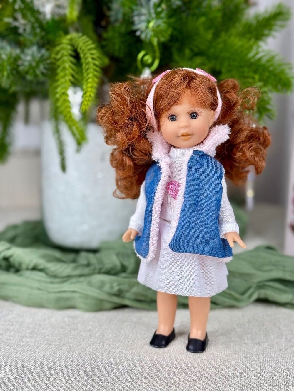 Кукла BERJUAN виниловая 22см Irene в наборе (1018)