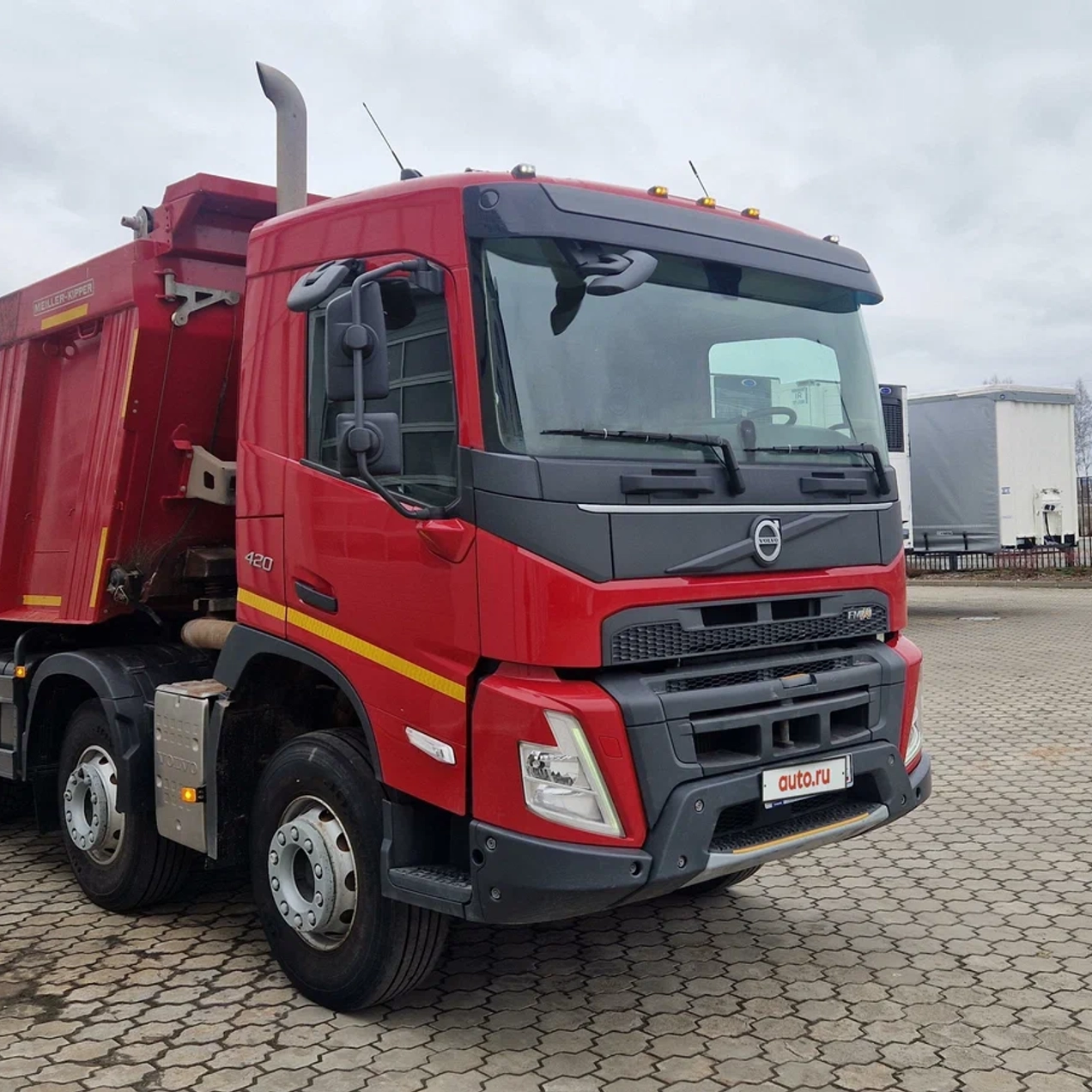 Песок, щебень, асфальт — быстрая и надежная доставка стройматериалов!