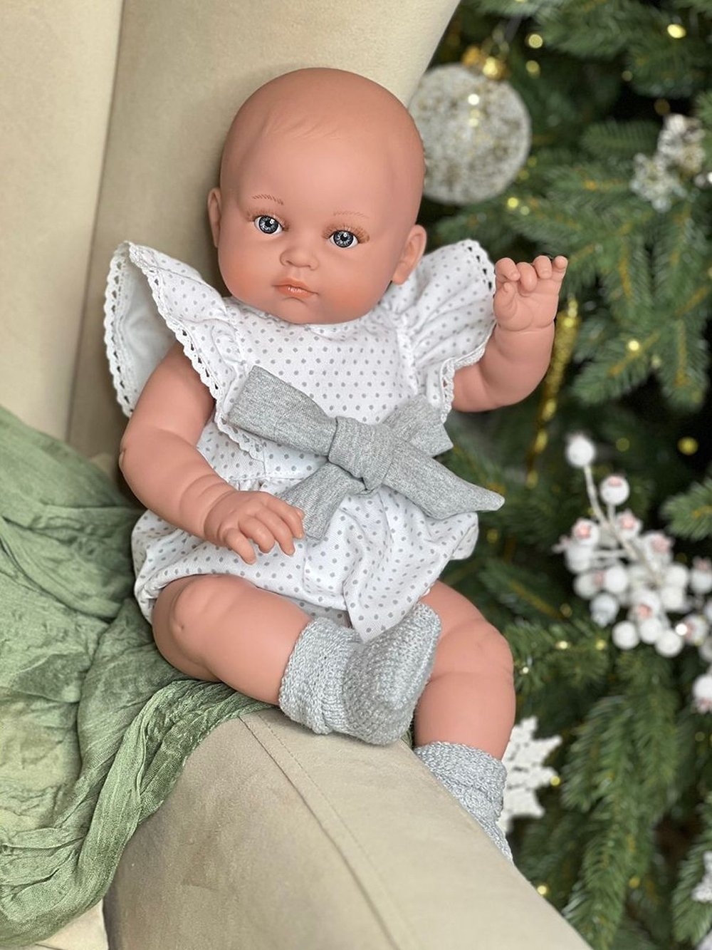 Кукла LAMAGIK виниловая 45см Alicia (46611)