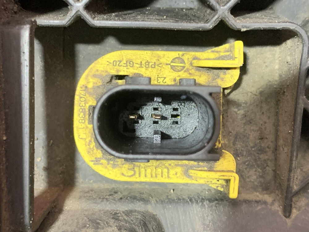 Фара противотуманная правая 2017г