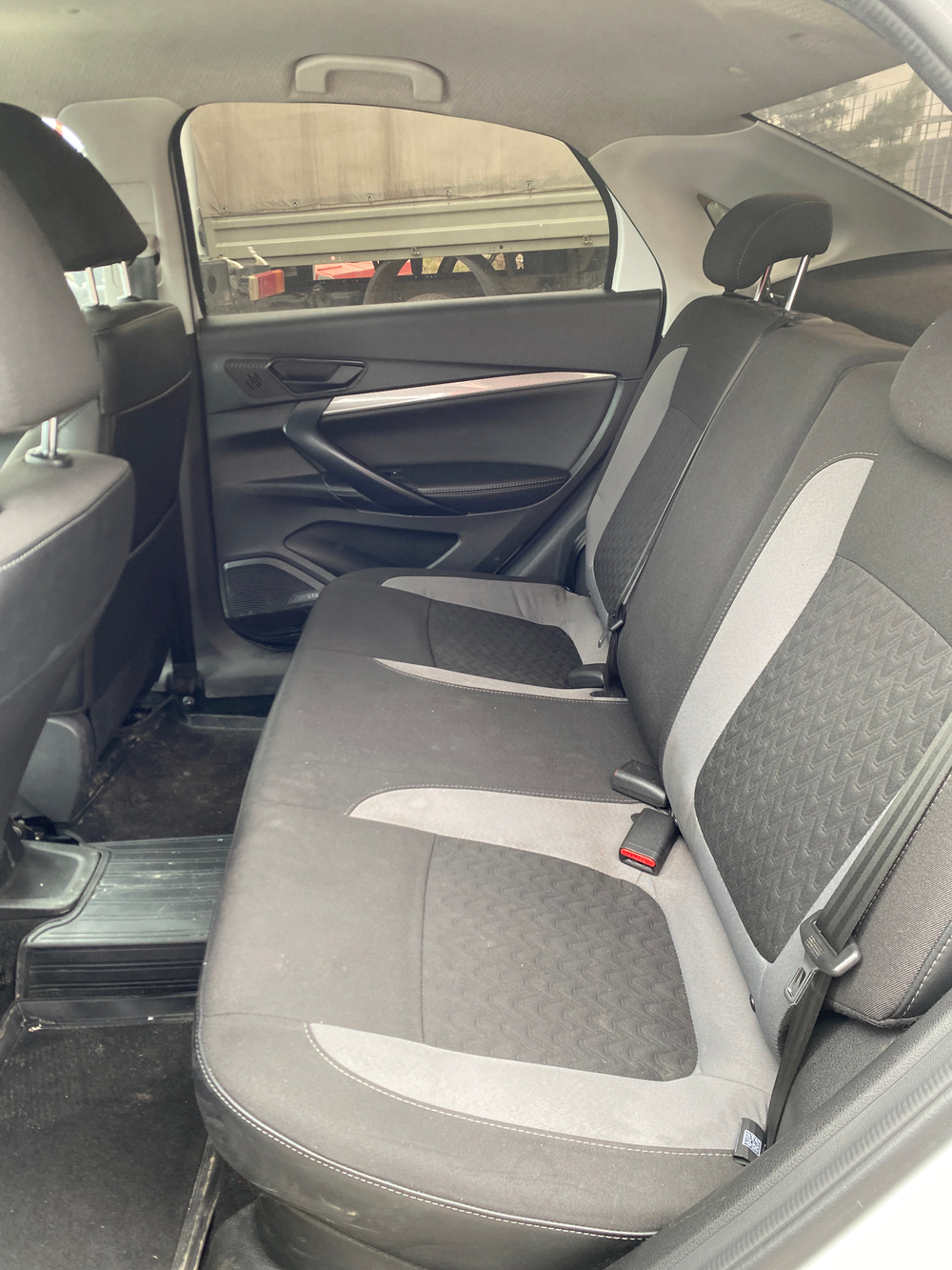 LADA VESTA Седан Comfort 1.6 106hp 5MT