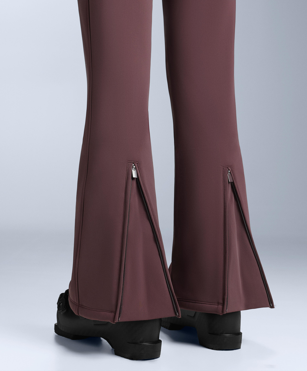 OYSHO Водонепроницаемые эластичные брюки-клеш SKI, темно-винный