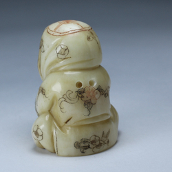 Нэцкэ Девочка с рыбой